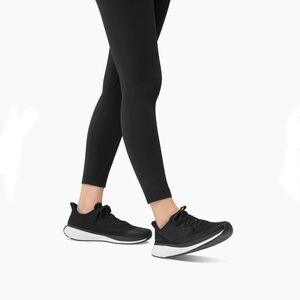 NIB - LANE-EIGHT Women’s Relay Trainer - Size 8